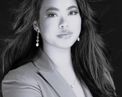 Emilie Kealani, Assistant Teaching Artist