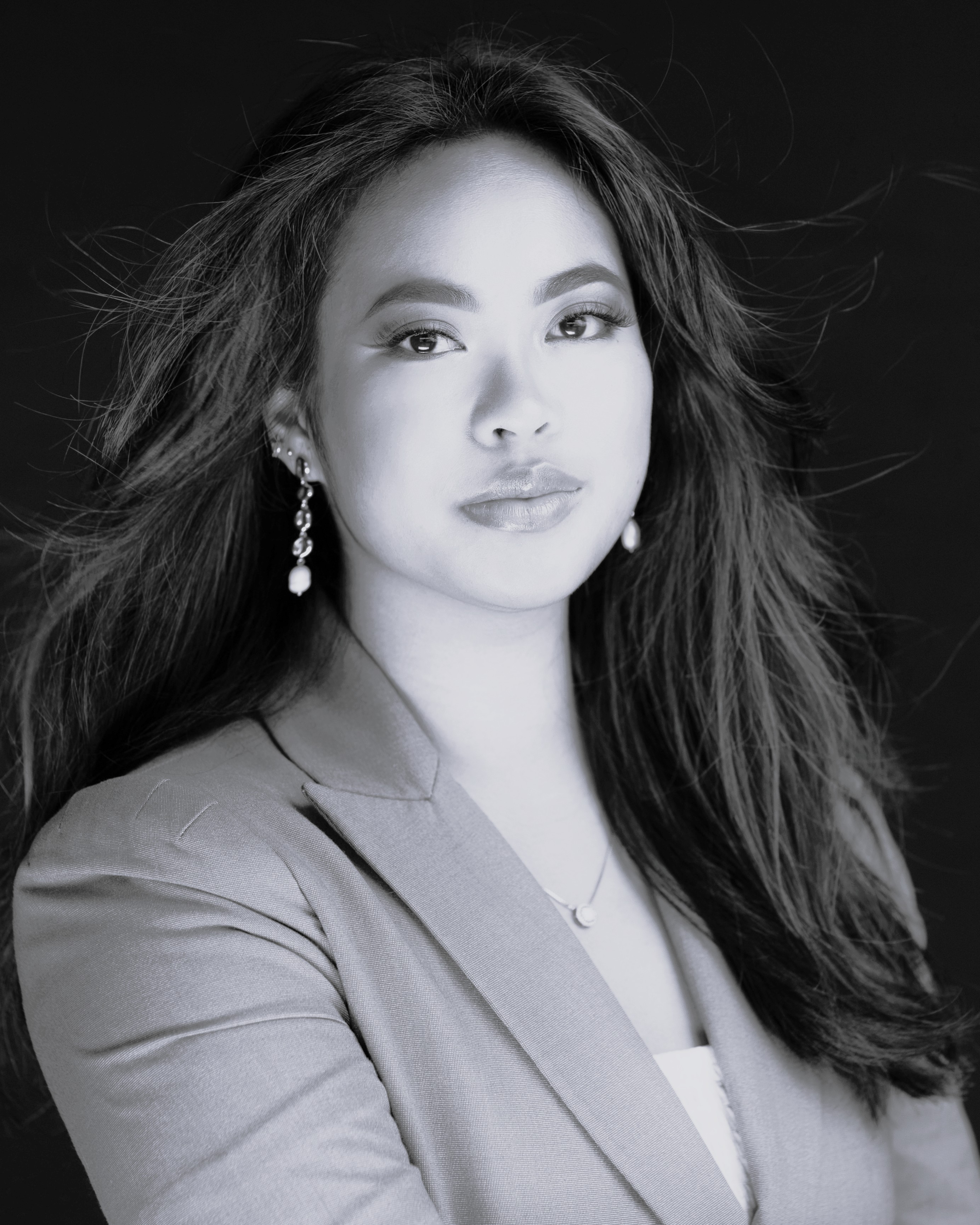 Emilie Kealani, Assistant Teaching Artist