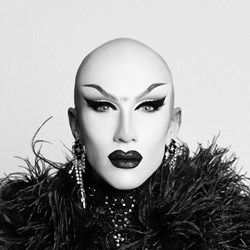 Sasha Velour