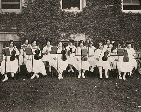 1977